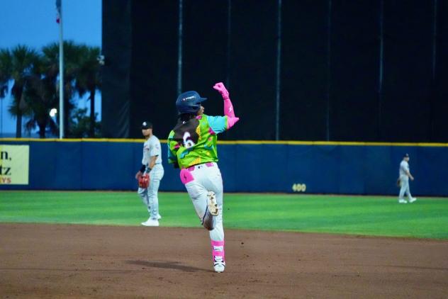 Ian Lewis Jr. of the Pensacola Blue Wahoos rounds the bases