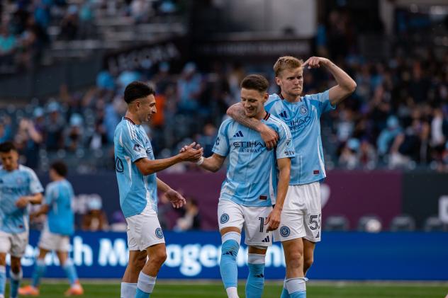 New York City FC congratulate Hannes Wolf after a goal against the Columbus Crew