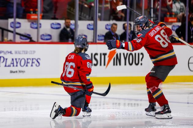 Michela Cava pf the Ottawa Charge (left)
