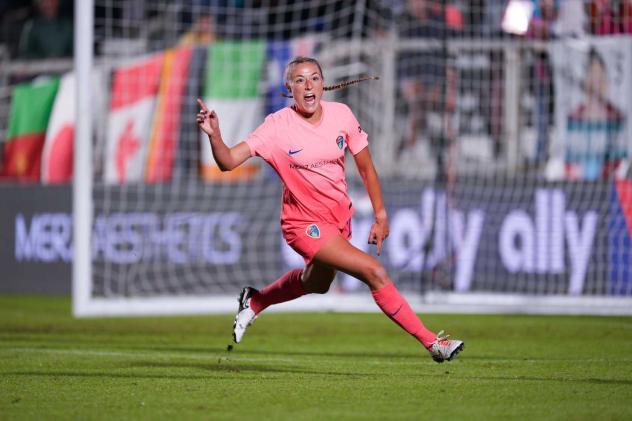 North Carolina Courage forward Olivia Wingate