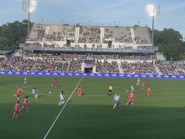 North Carolina Courage take on the Chicago Stars