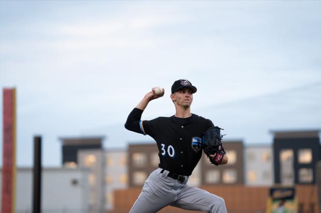 Biloxi Shuckers pitcher Jaron DeBerry