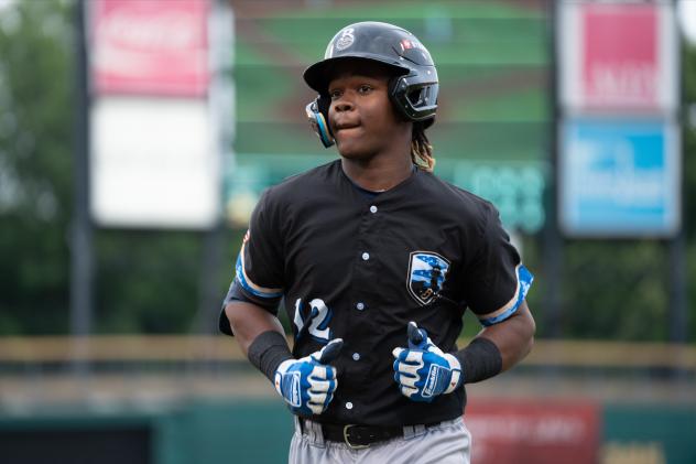 Biloxi Shuckers shortstop Jesús Made in the team's military-themed alternate jersey
