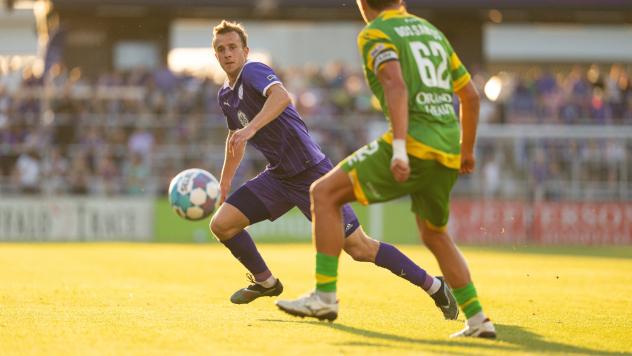 Tampa Bay Rowdies battle Louisville City FC