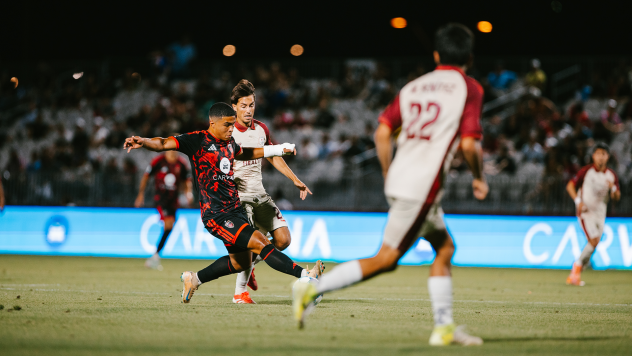 Phoenix Rising with possession against Sacramento Republic FC