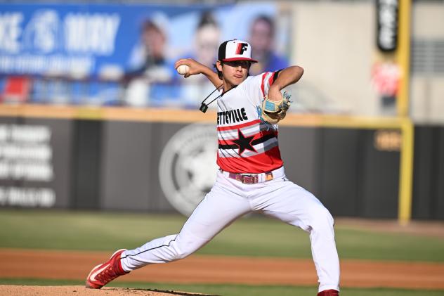 Fayetteville Woodpeckers pitcher Juan Fraide