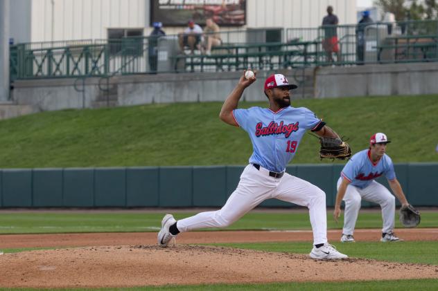 Lincoln Saltdogs pitcher Harold Cortijo