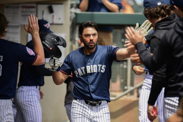 Jace Avina of the Somerset Patriots