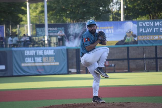 Mississippi Mud Monsters pitcher Tyler Campbell
