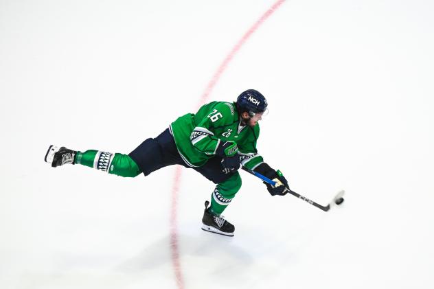 Florida Everblades forward Kyle Betts