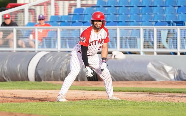 Ottawa Titans outfielder Chris Davis on base