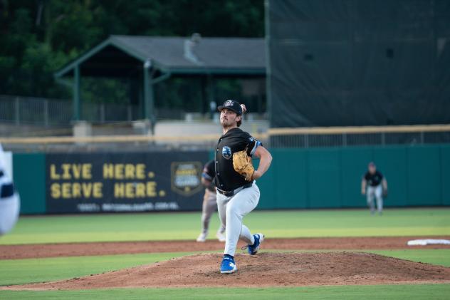 Biloxi Shuckers pitcher Tanner Gillis