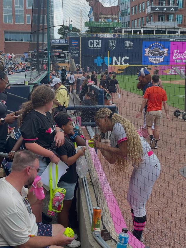 Carolina Blaze pitcher Jala Wright signs autographs