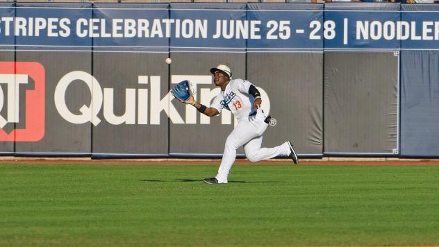 Tulsa Drillers outfielder Zyhir Hope