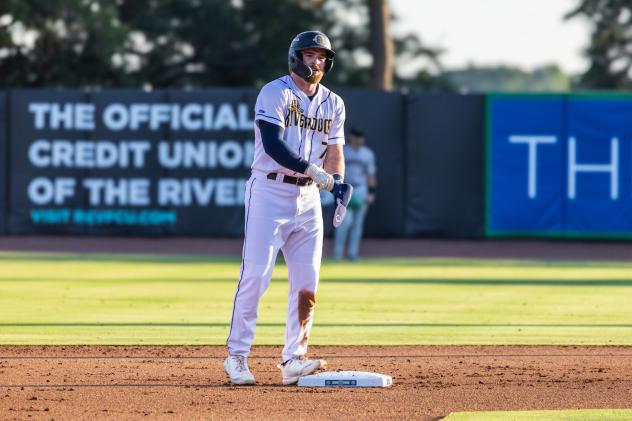 Charleston RiverDogs shortstop Daniel Pierce
