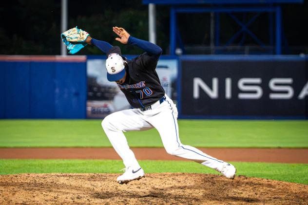 Syracuse Mets' Jefry Yan on game night