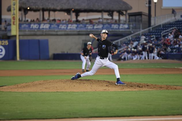 Biloxi Shuckers' Jaron DeBerry on the mound