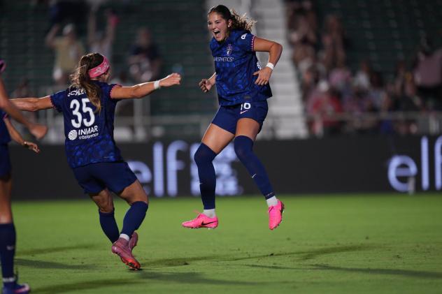 North Carolina Courage FC's Ally Schlegel and Riley Jackson on game night