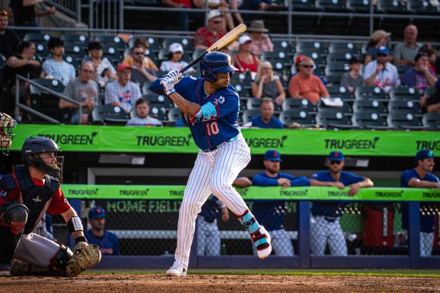 Christopher Morel at bat for the Syracuse Mets