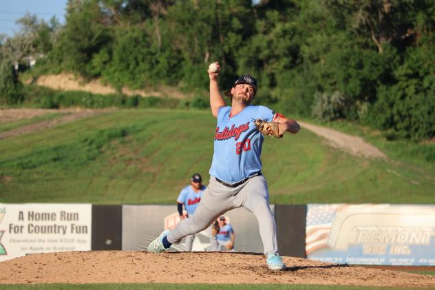 Lincoln Saltdogs' Haden Erbe on the mound