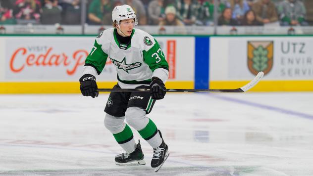 Texas Stars defenseman Kyle Looft