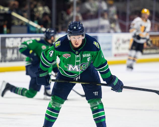 Maine Mariners forward Wyllum Deveaux