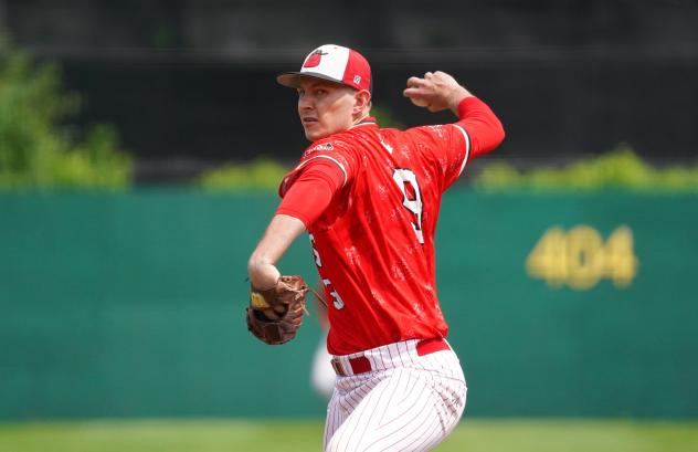 Ottawa Titans pitcher Ky Hampton