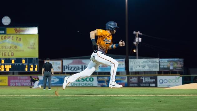 Down East Bird Dawgs head for home