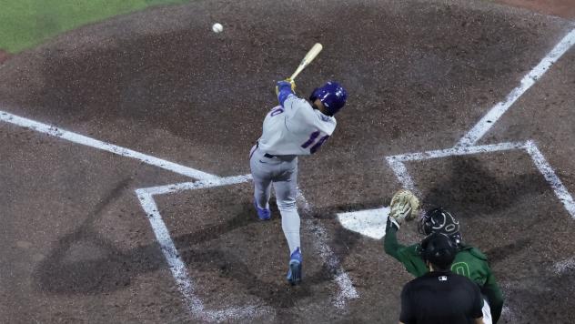 St. Lucie Mets third baseman Branny De Oleo at bat