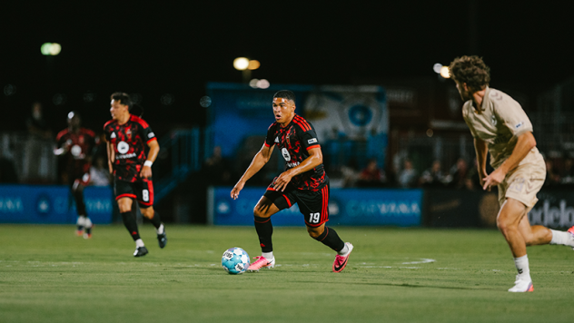 Phoenix Rising's Damian Rivera in action