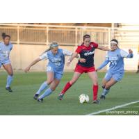 Amanda DaCosta of the Washington Spirit Controls the Ball vs. UNC