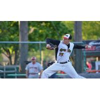 Green Bay Bullfrogs Pitcher Garrett Harrison