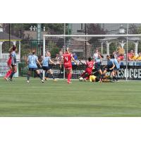 Jasmyne Spencer of the Western New York Flash Scores