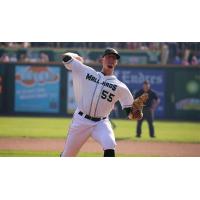 Madison Mallards Pitcher Nate Hoffmann