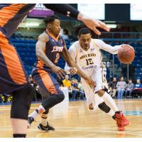 Saint John Mill Rats Drive to the Hoop vs. the Island Storm