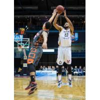 Saint John Mill Rats Shoot over the Moncton Miracles