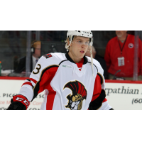Ryan Dzingel Signs Two-Way Contract with Ottawa