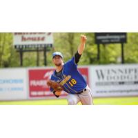 Canaries Battle Back for 5-4 Win in Fargo