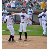 Patriots Shut out Bees 7-0 in Crucial Series