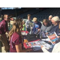 Otters Kick off Season with Fan Fest