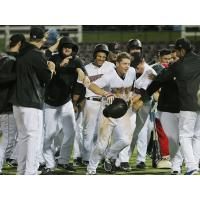 1st Place 66ers Win Fourth in a Row