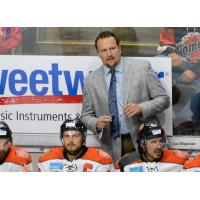 Gary Graham Inks Return as Komet Head Coach