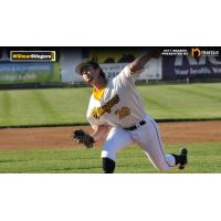 Stingers Record First Shutout Victory