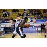 Hurricanes Bounce Back with Big Win on Road