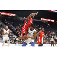 Hurricanes De Fend Home Court with Convincing Win over Windsor Express