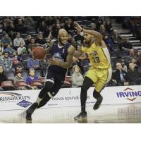 Halifax Hurricanes Forward Tyrone Watson drives vs. the Saint John Riptide