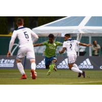 S2's Nick Hinds lines up for a shot against Fresno FC