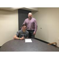 Daylan Kuefler Signs with the Kamloops Blazers