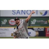 Long Island Ducks pitcher Bennett Parry