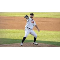 Long Island Ducks pitcher Bennett Parry prepares to throw